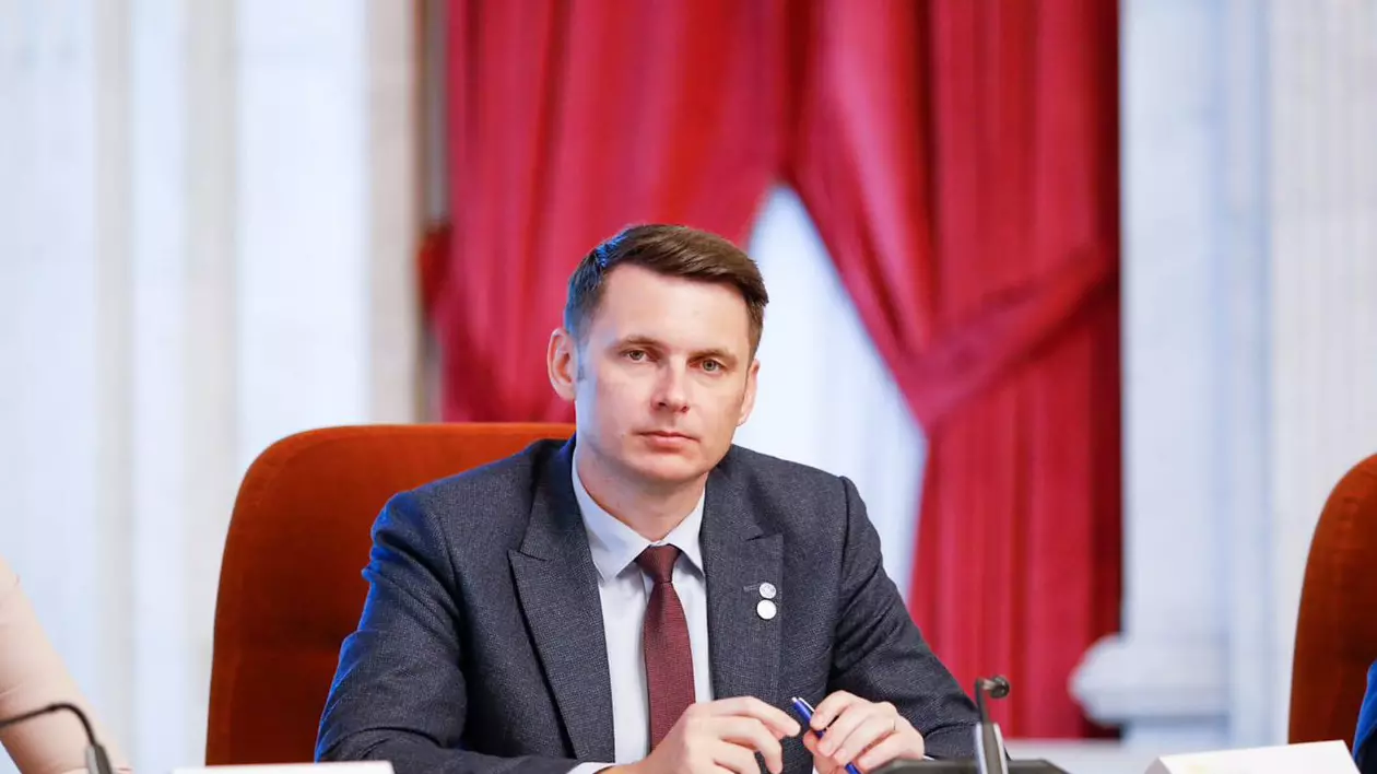 Problema Abrudean. PNL și PSD amână pe miercuri rezolvarea conflictului pe tema „omului lui Boc”