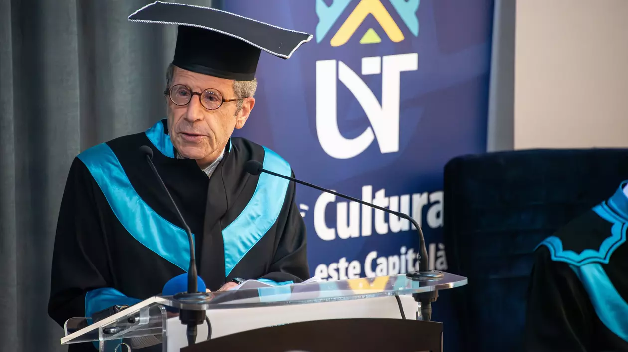 REPORTAJ | Lecțiile despre criză ale unui Nobel în economie ajuns la Timișoara. Ce spune despre impozitarea mai puternică a bogaților