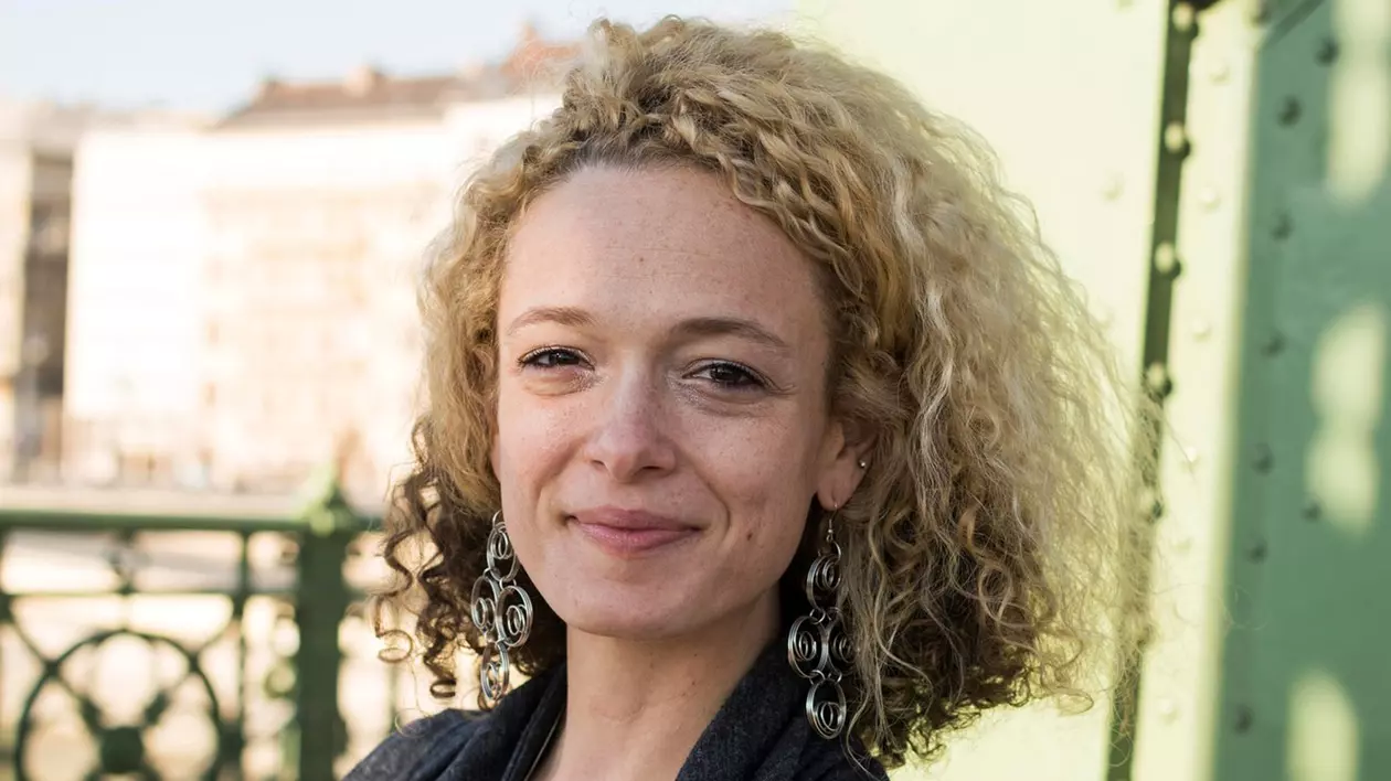 INTERVIU. „Căzuți în extremismul interbelic, românii și-au pierdut libertatea pe care o vedeau ca pe ceva perimat”. De ce pericolul există și în zilele noastre