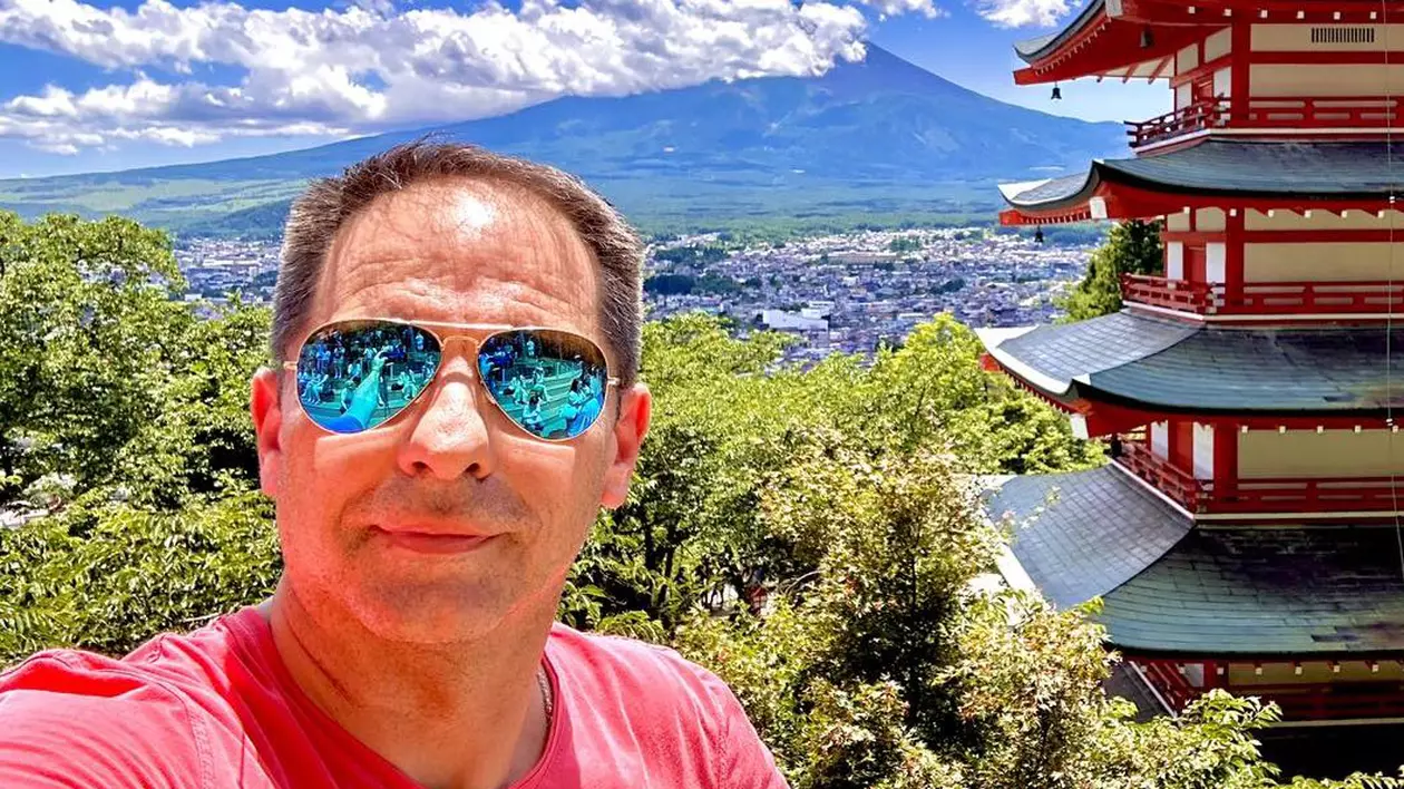 Dan Negru în Japonia