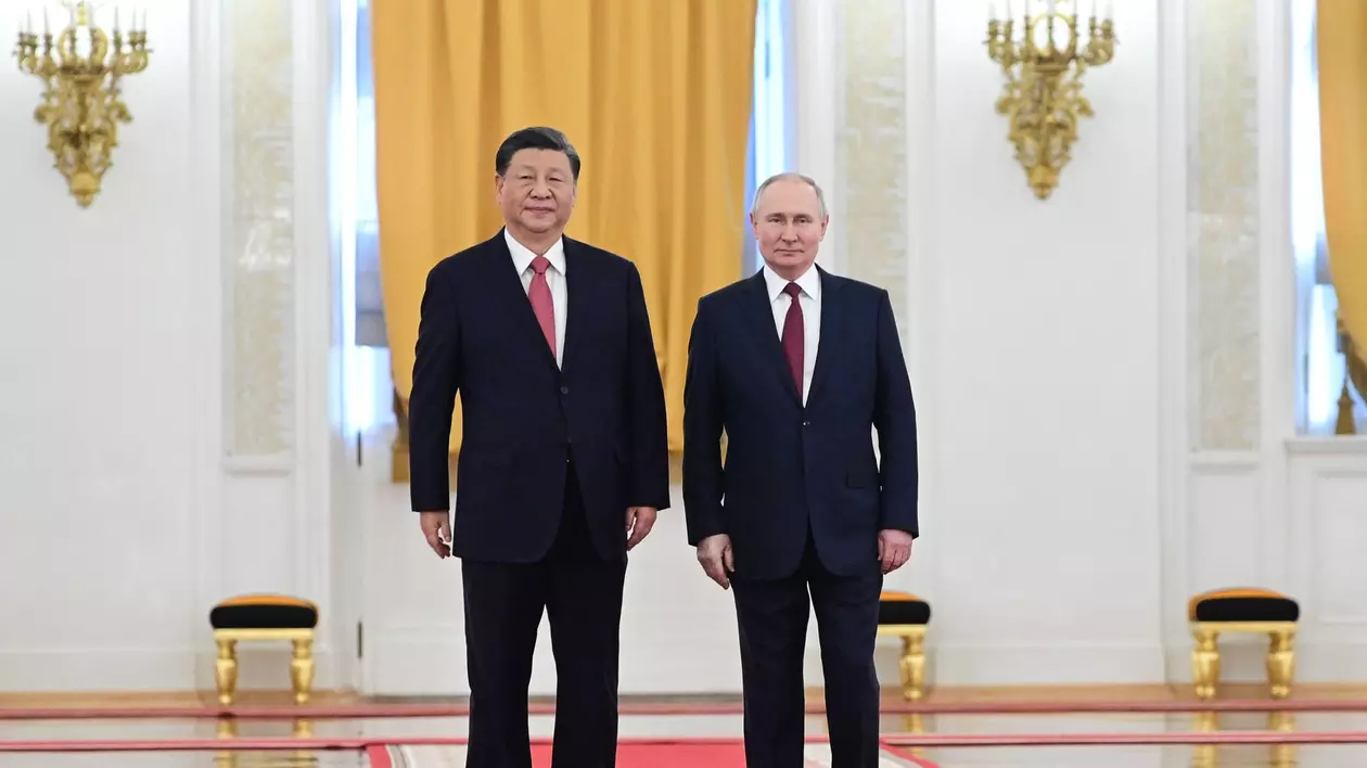 Xi Jinping l-a avertizat personal pe Vladimir Putin să nu folosească arme nucleare în Ucraina