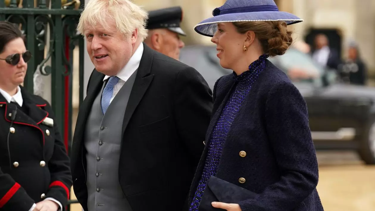 Boris Johnson a devenit tată pentru a opta oară, la 59 de ani. Soția fostului premier britanic a născut un băiețel