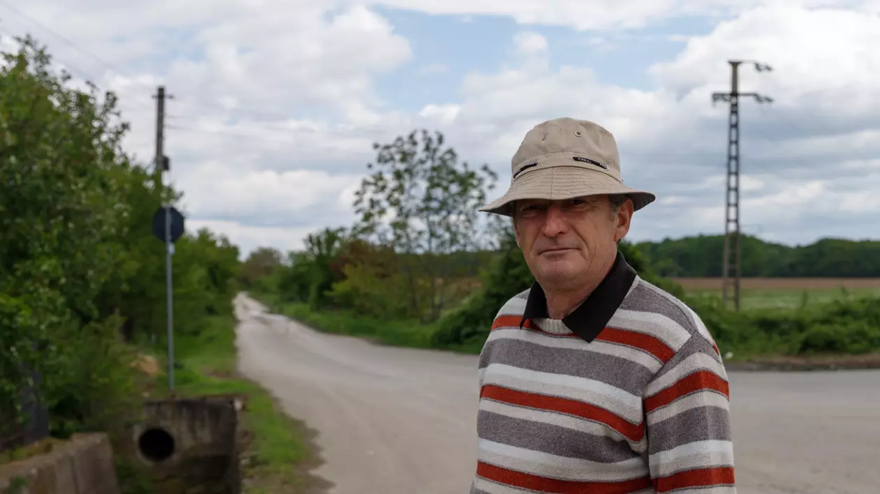 REPORTAJ. 18.000 de oameni respiră un gaz care poate fi extrem de periculos pentru sănătate. „Vă dați seama în ce hal trăim noi?”. Cazul Băicoi