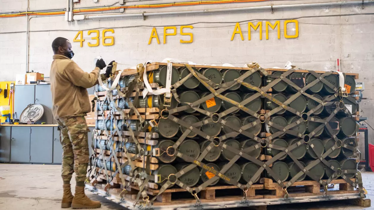 O parte din armamentul occidental trimis Ucrainei anul trecut a fost furat, dezvăluie un raport al Pentagonului