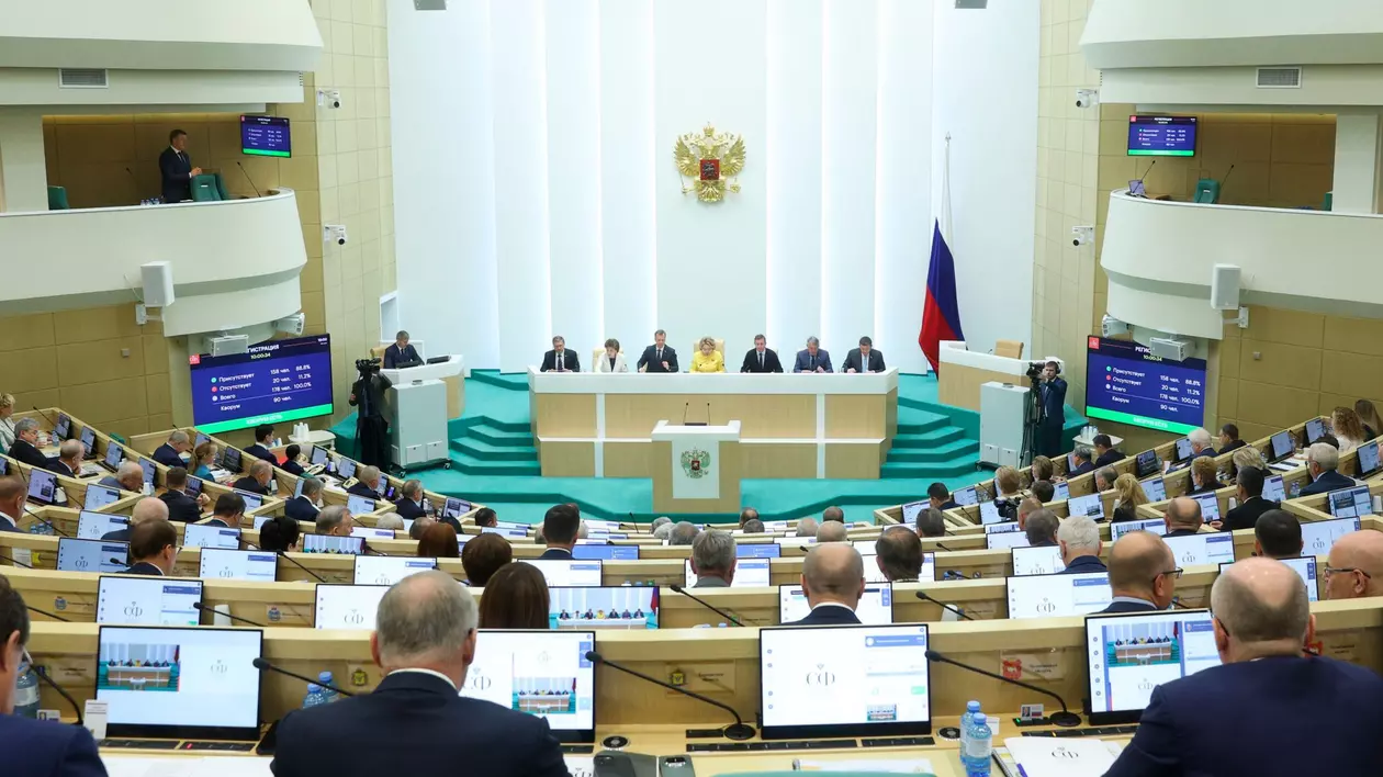 Vladimir Putin a promulgat legea care interzice schimbarea de sex în Rusia