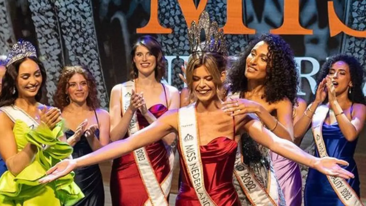 Cine e Rikkie Valerie Kollé, prima femeie transsexuală care a câştigat titlul de Miss Olanda. Ea va reprezenta ţara la Miss Univers