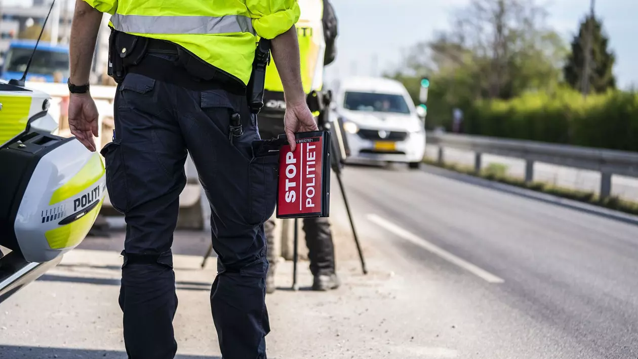 Un turist german care a depășit cu 102 km/h limita de viteză s-a întors din vacanță fără mașină, care i-a fost confiscată de Poliția daneză