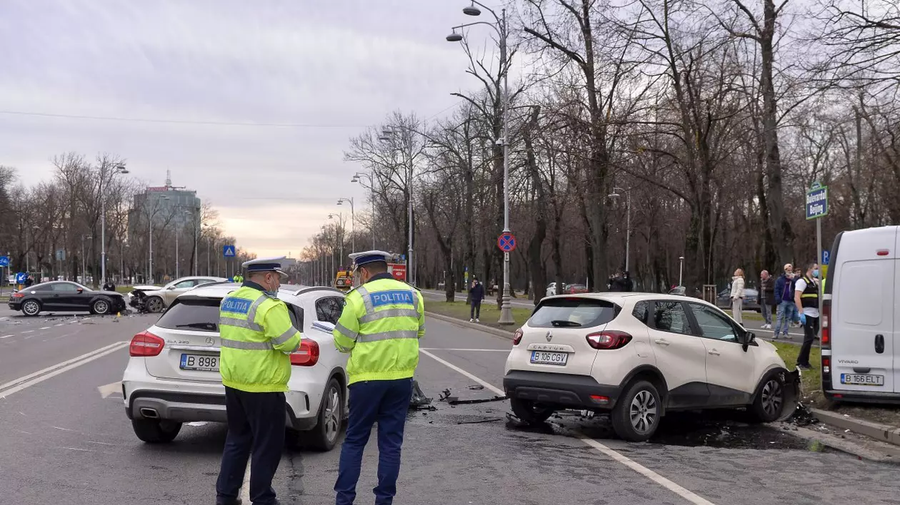 Numărul deceselor în accidente rutiere a crescut față de anul trecut. Câți șoferi băuți sau drogați au fost prinși de Poliție