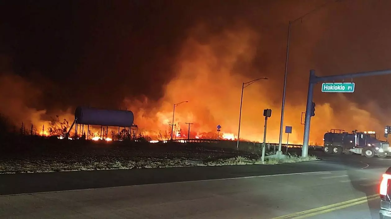 Joe Biden a declarat stare de dezastru în Hawaii din cauza incendiilor de amploare: „Fiecare bun pe care îl avem le va fi pus la dispoziție”