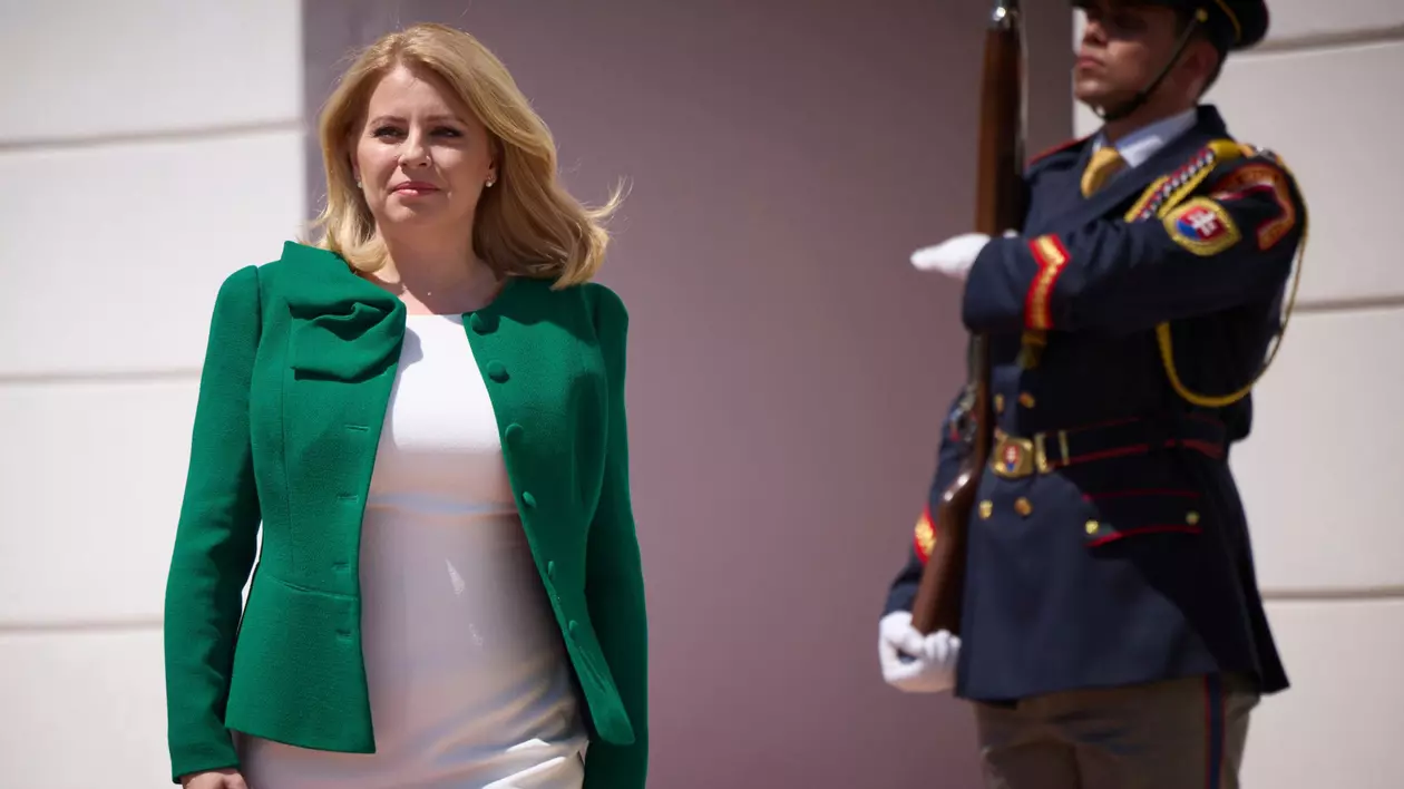 „Nu e nicio lovitură de stat!”. Zuzana Caputova, președinta Slovaciei, face apel la calm după valul de arestări care îi vizează pe șefii spionajului