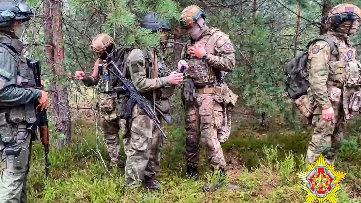 Mercenarii Wagner încearcă să plece din taberele din Belarus și să intre în Rusia, susține Ucraina