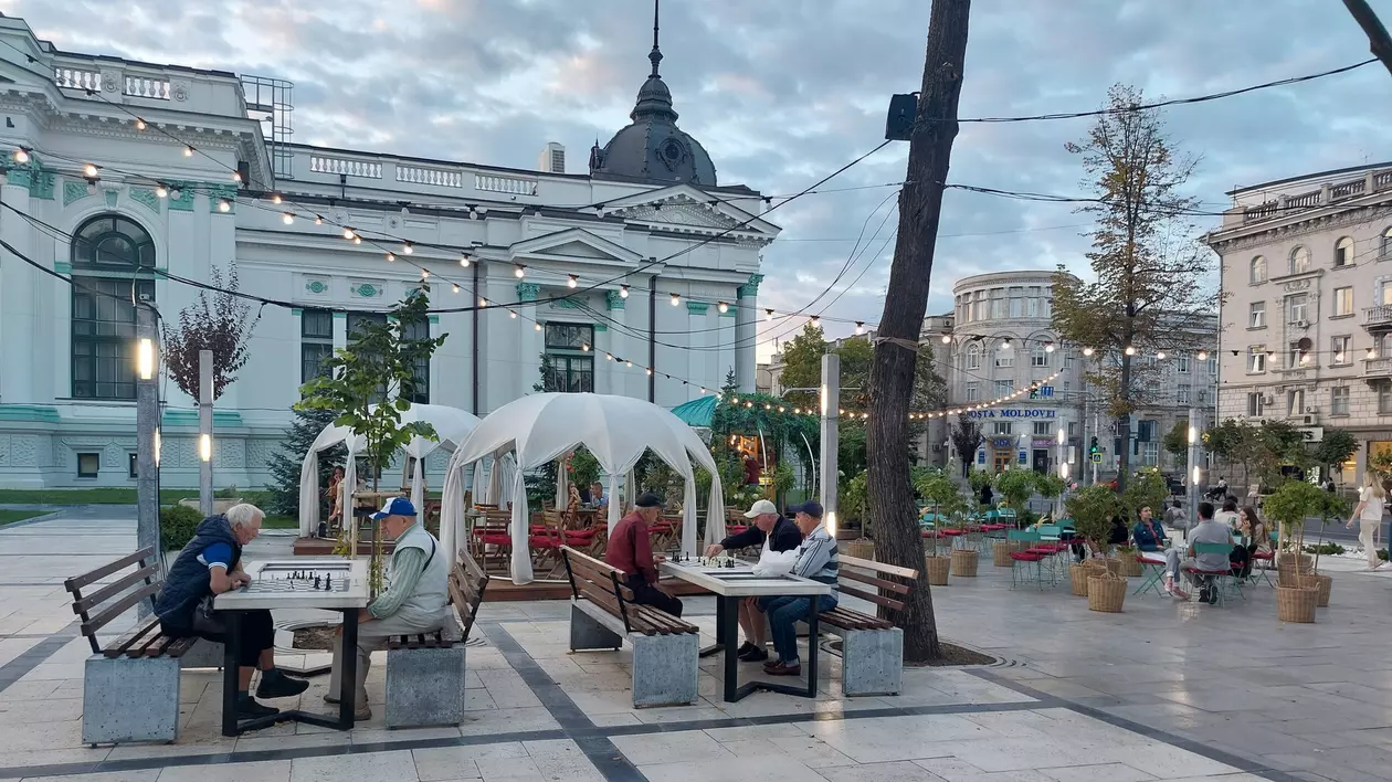 Cum a văzut Chișinăul un locuitor al Bucureștiului, ajuns pentru prima oară acolo. „Ca prostul, am întrebat dacă pot să plătesc cu cardul”
