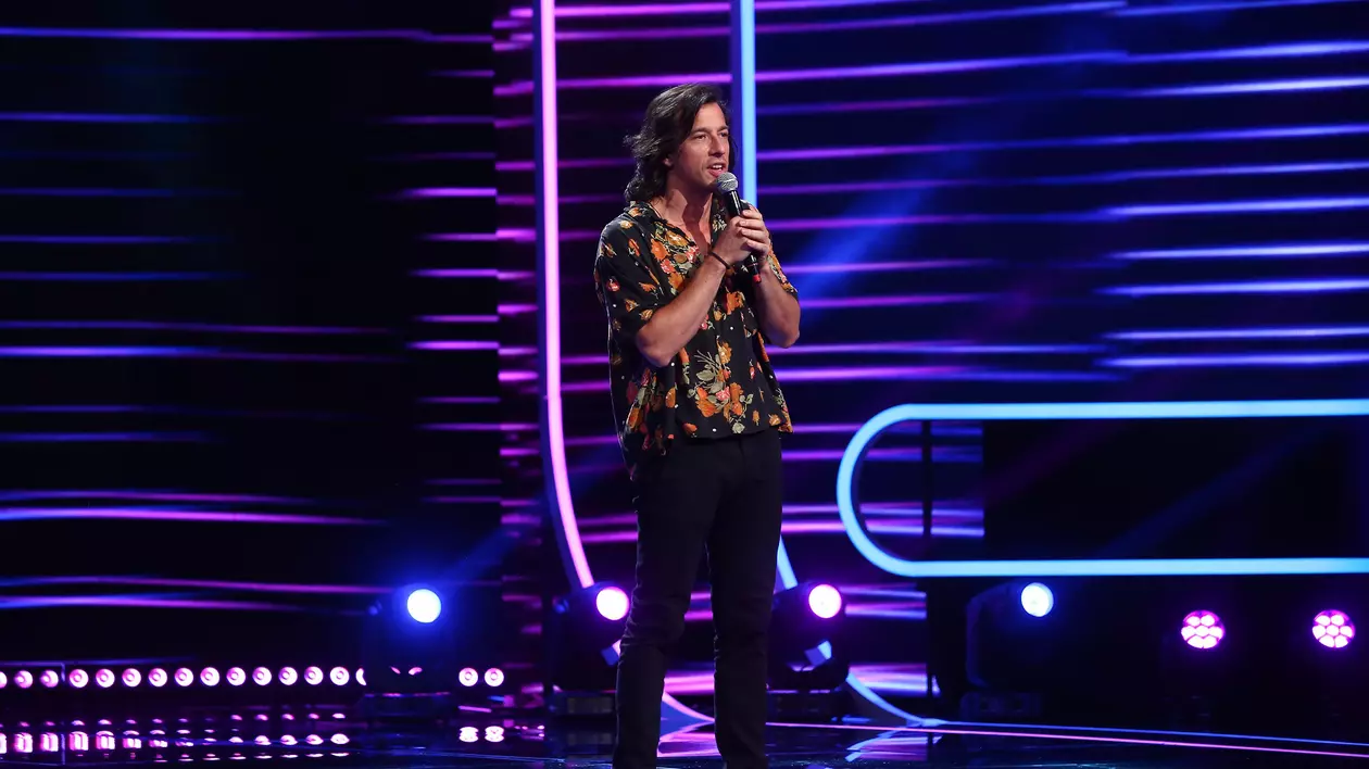Cine e Filippo Spreafico, finalist la „iUmor” sezonul 15. Jurații au fost cuceriți: „Să facă studiu după textul tău!”