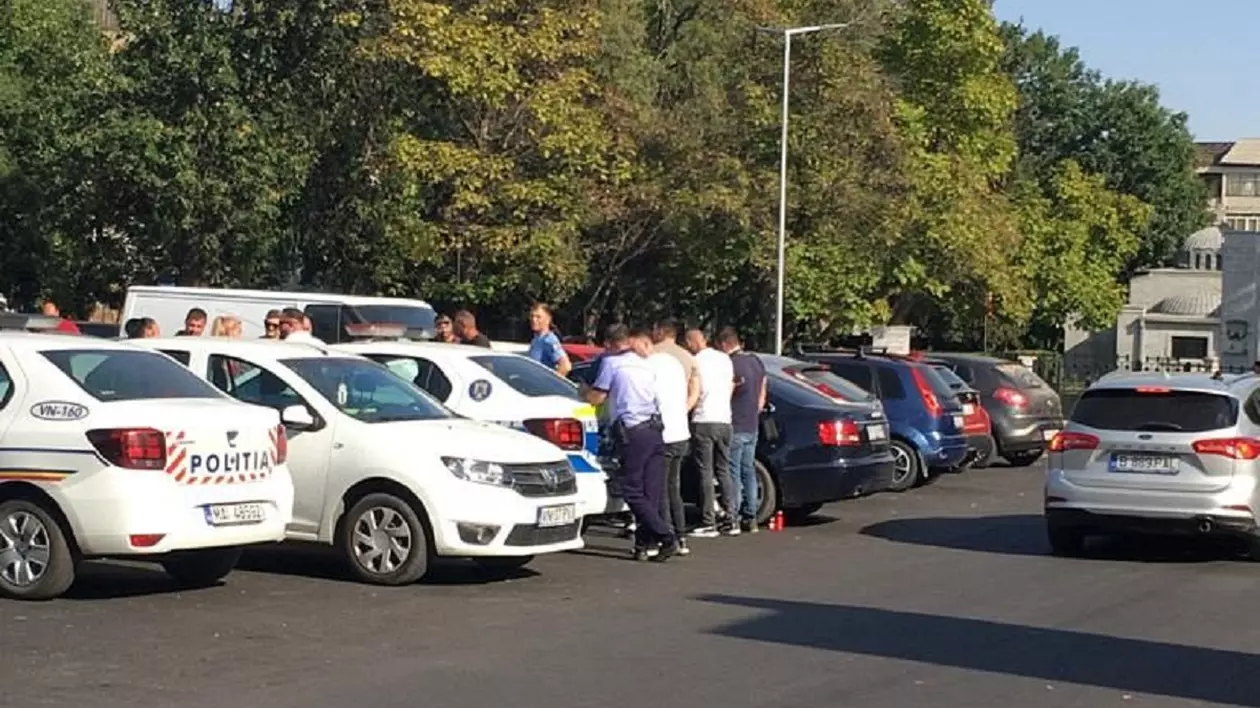 Un bărbat din Focșani și-a găsit soția moartă într-o parcare, pe bancheta din spate a mașinii lor. Tânăra de 32 de ani era dată dispărută