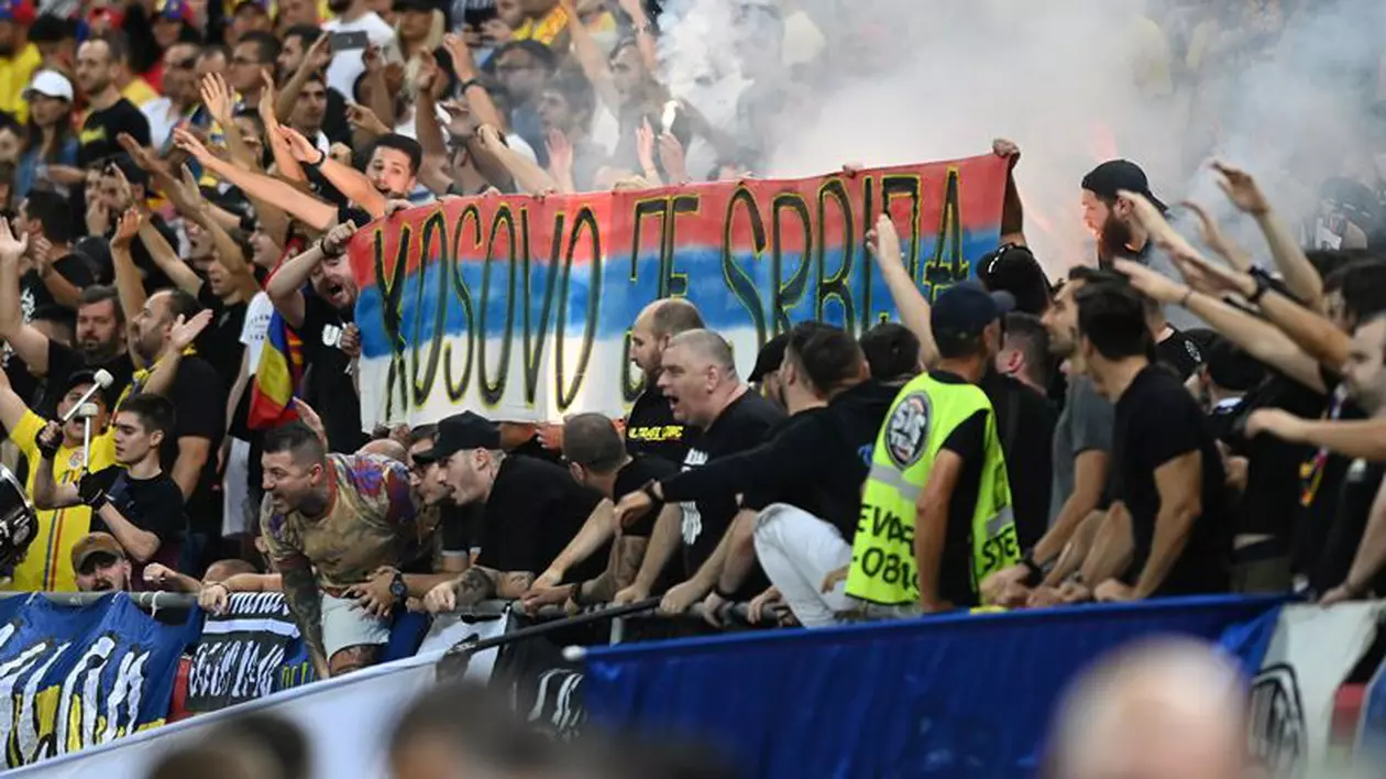Ce a scris presa din Kosovo și din Serbia despre incidentele provocate de fanii tricolorilor pe Arena Națională din București