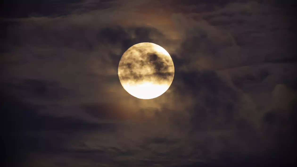Luna plina din Berbec 29 septembrie 2023
