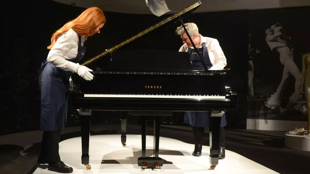 Pianul Yamaha al lui Freddie Mercury. Foto: Hepta