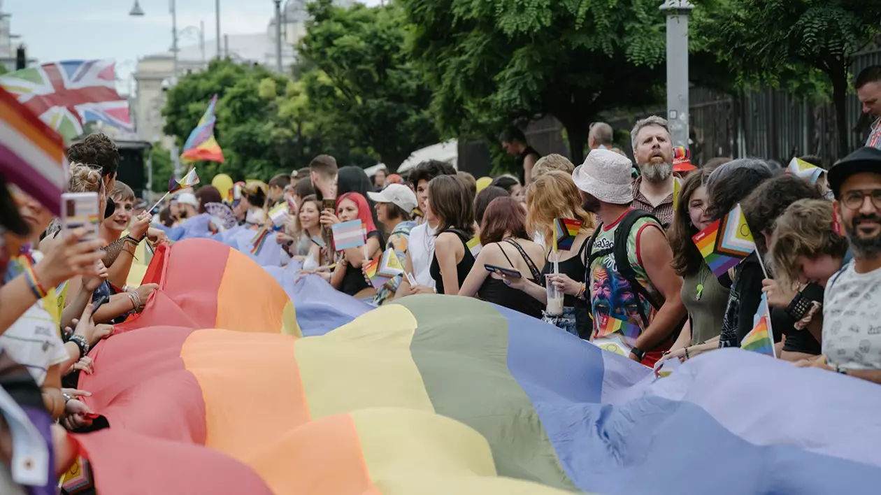 CEDO respinge contestația guvernului și obligă România să recunoască familiile formate din persoane de același sex