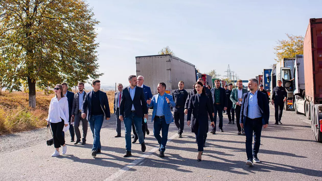 Ucraina a început negocierile privind „culoarul verde” pentru cereale cu Republica Moldova și cu România, anunță Kievul