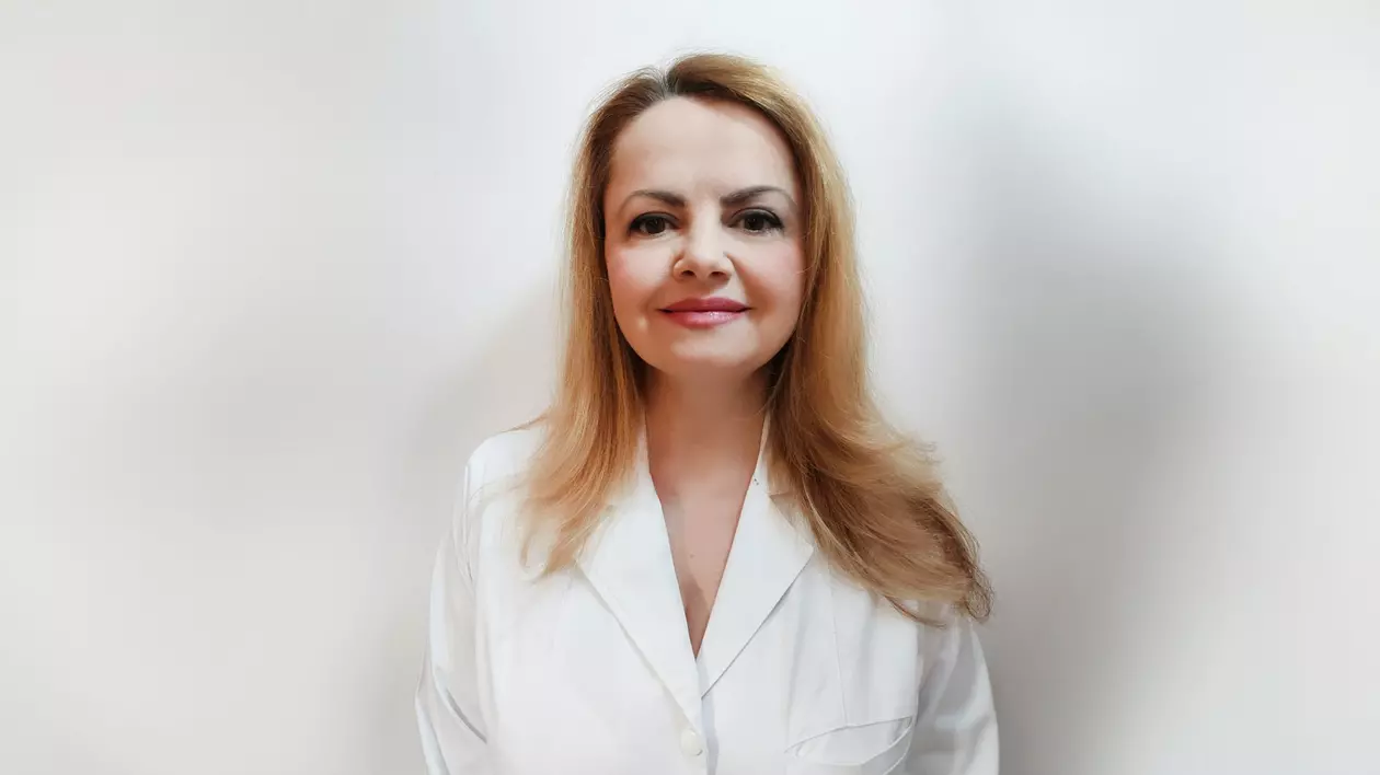 [Oameni Fericiți. Medici Buni] Dr. Daniela Știru, endocrinolog la MedLife Medici’s, Timișoara: „Trebuie să te pui în pielea pacientului și să-ți dai seama că nu de drag a venit, ci de greu”
