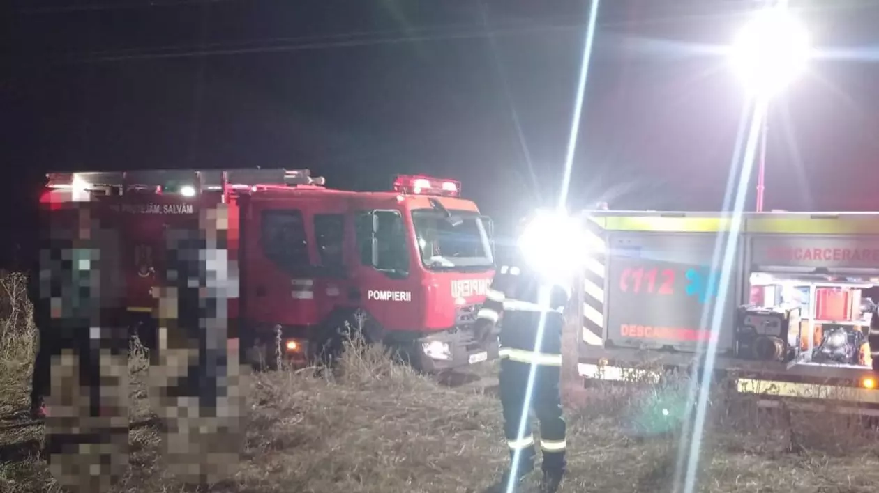 O șoferită a murit, după ce mașina pe care o conducea a fost spulberată de un marfar, în Teleorman
