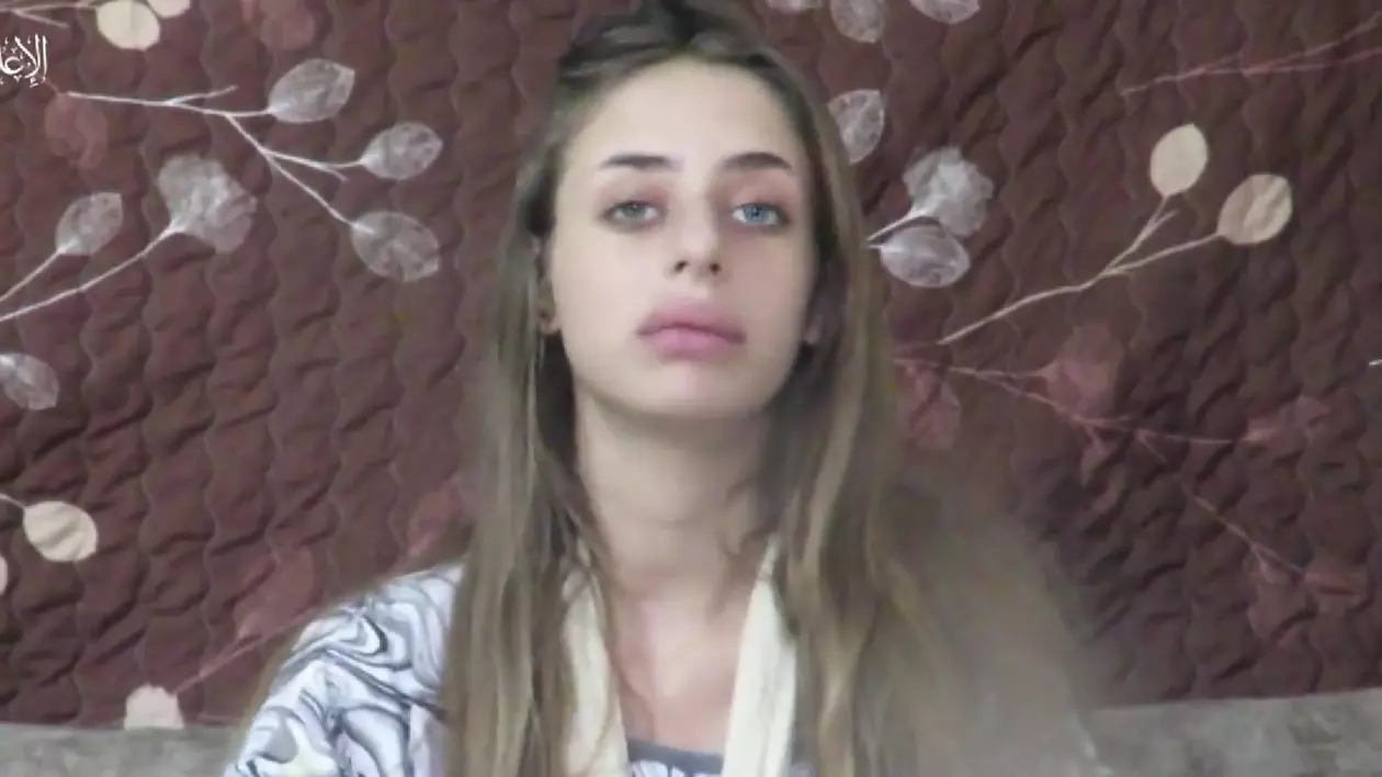 Hamas a publicat un clip cu o ostatică dusă în Gaza. Mama fetei a apărut anterior la TVR