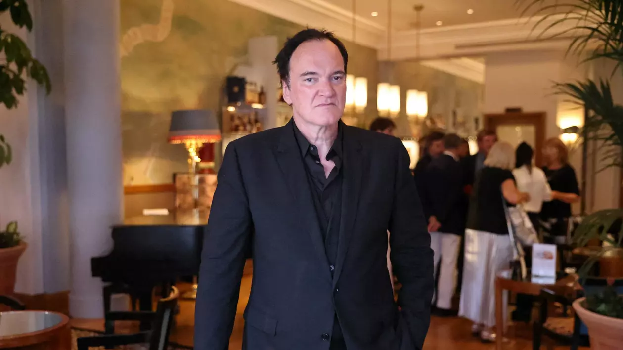Quentin Tarantino a mers să viziteze bazele militare din Israel, pentru a le "ridica moralul" soldaților | FOTO