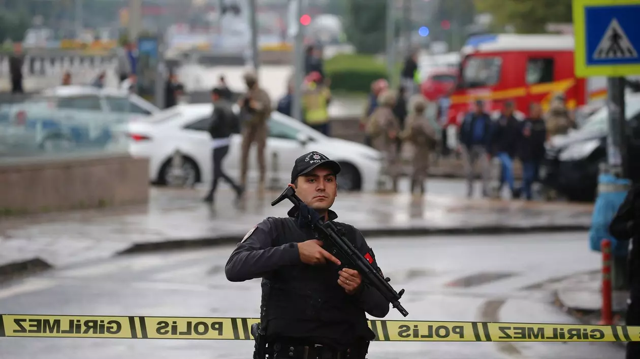 Răspunsul Turciei după atacul terorist din Ankara:  atacuri aeriene în Irak și arestări în Istanbul