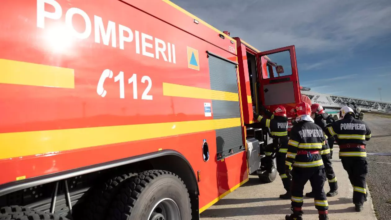 Pompieri. FOTO: ISU Cluj (Facebook)