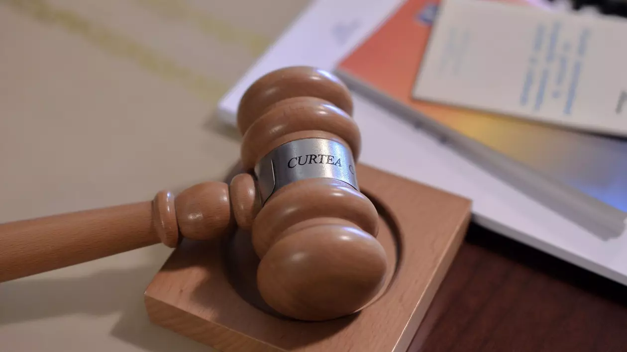 România, țara în care se acuză „asistații social”, dar, de fapt, banii merg pe pensii speciale - analiză Republica