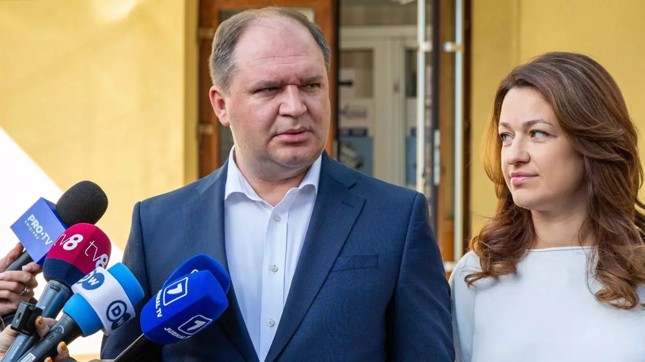 Prorusul Ion Ceban câștigă din nou la Chișinău, oligarhul Șor își impune candidații de rezervă, dar PAS revendică victoria la alegerile locale din Republica Moldova