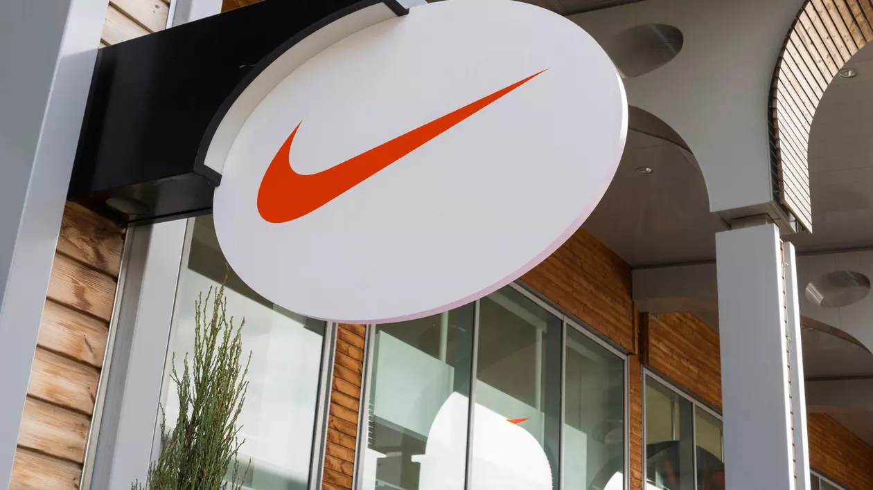 Nike dă în judecată New Balance și Skechers pentru încălcarea brevetelor privind tehnologia adidașilor
