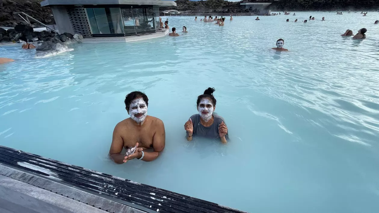 Un resort geotermal din Islanda a fost închis în urma unei serii de sute de cutremure. Autoritățile se tem de o erupție vulcanică