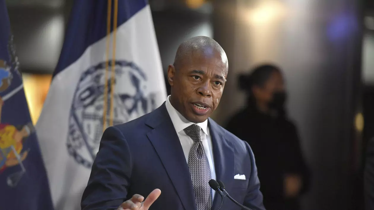 Telefoanele primarului din New York, confiscate de FBI. Este vizat într-un dosar în care este acuzat că a conspirat alături de guvernul turc