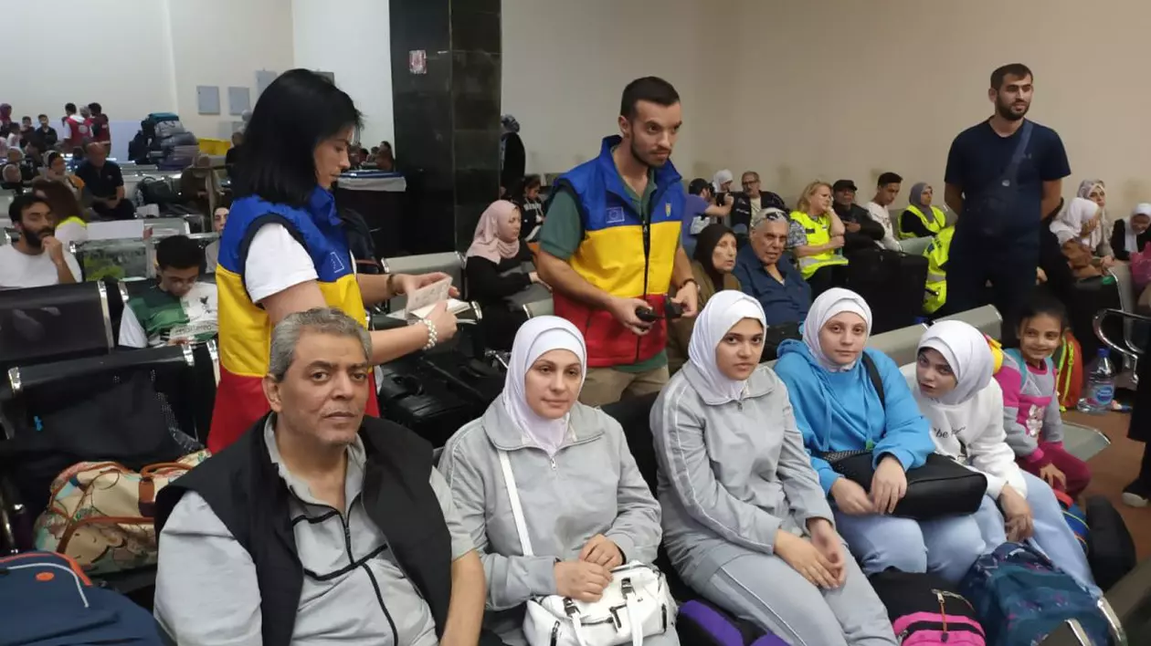 Alți 17 români și rude ale lor au fost evacuați din Fâșia Gaza în Egipt și urmează să se întoarcă în țară, anunță MAE