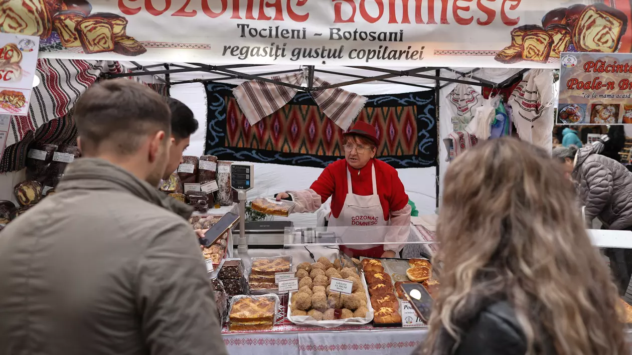 Spectacol culinar în curtea Ministerului Agriculturii. Am vizitat „Târgul de lăsatu’ secului” din București