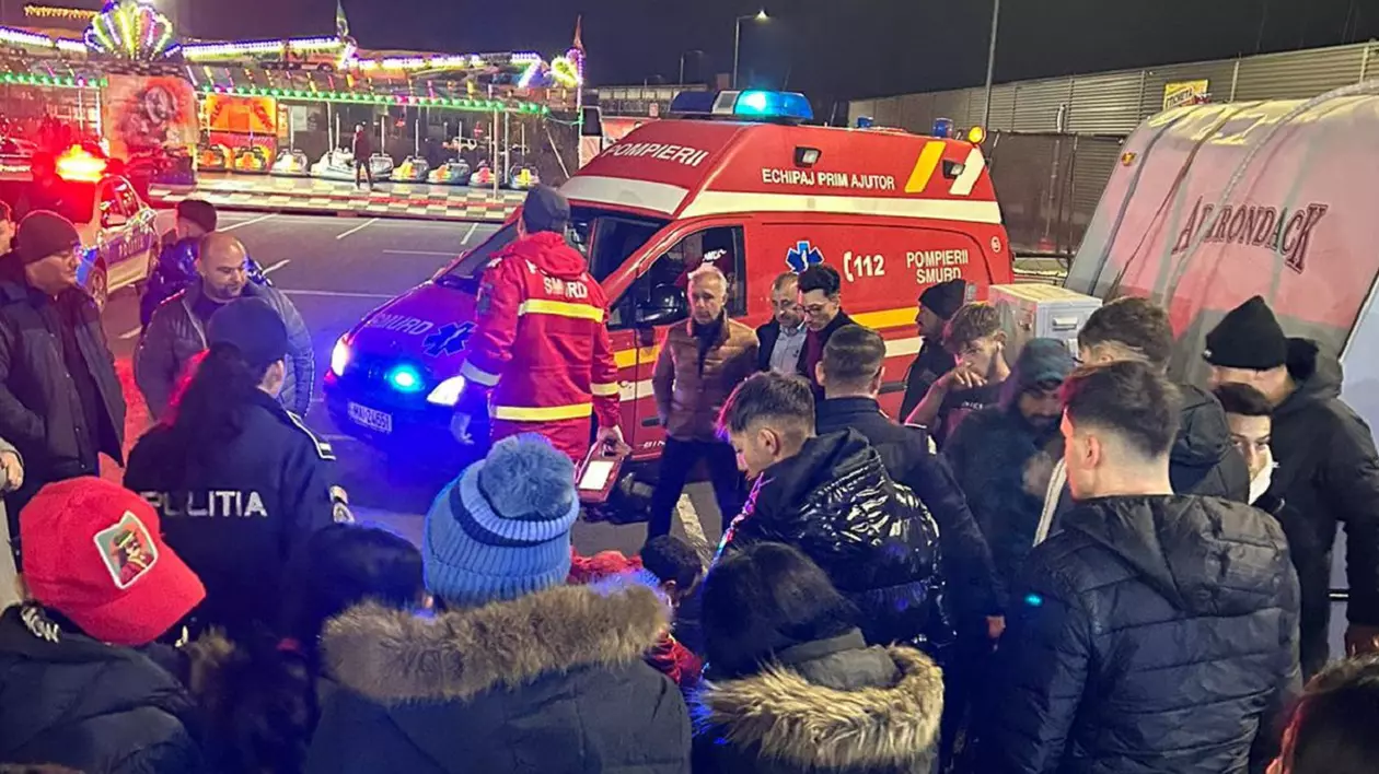 Un tânăr de 20 de ani a fost înjunghiat lângă un patinoar din Ploiești. Agresorul e căutat de polițiști