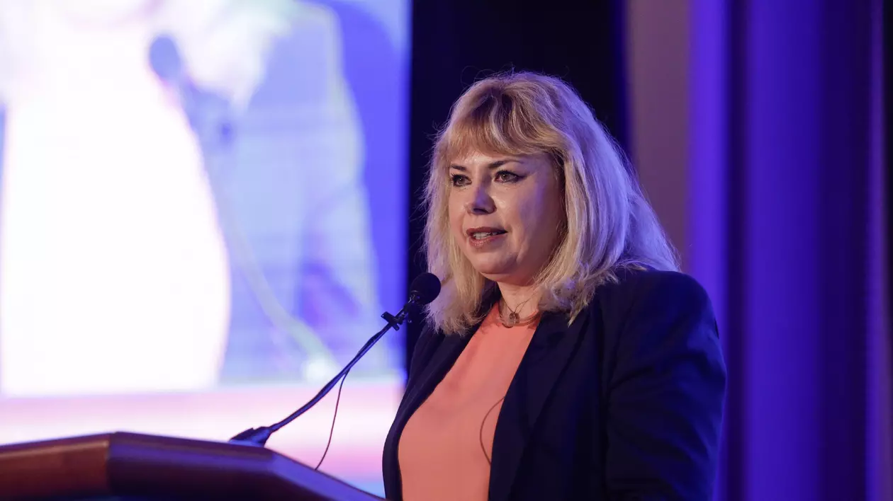 Anca Dragu, propusă pentru funcția de guvernator al Băncii Naționale din Republica Moldova. Anunțul șefului Parlamentului de la Chișinău
