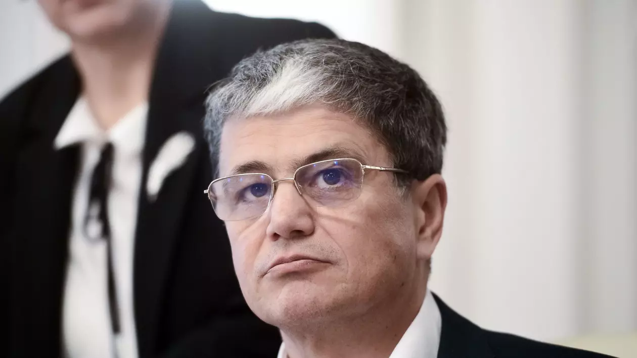 Ședință cu reproșuri la PNL. Ministrul de Finanțe, Marcel Boloș, acuzat de liberali că blochează „șantierele țării” și „jignește electoratul de dreapta”