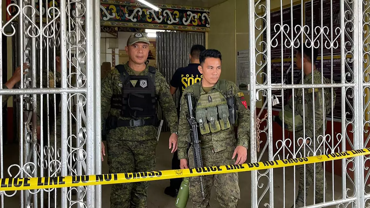 Atentat cu bombă în timpul unei liturghii catolice, în Filipine. Patru persoane au murit și alte 42 au fost rănite