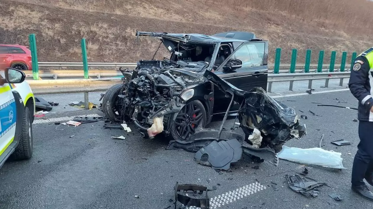 Traficul pe A3, blocat pe un sens de mers, în judeţul Cluj, după un accident în care a murit o persoană
