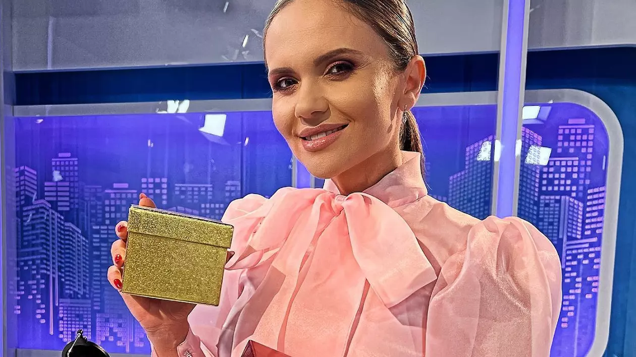 Cristina Șișcanu își caută menajeră, după ce fosta a demisionat. Ce pretenții are vedeta: „Să vină de luni până vineri, de pe la ora 9 până la 17.00”