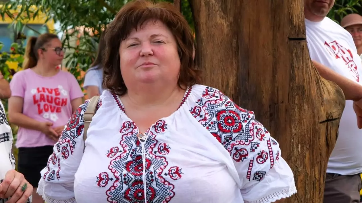 Viceprimărița din Vaslui, acuzată că s-a angajat în învățământ cu o diplomă falsă, preda elevilor de peste 30 de ani. „Suntem șocați, avea rezultate școlare foarte bune, elevi la olimpiade”