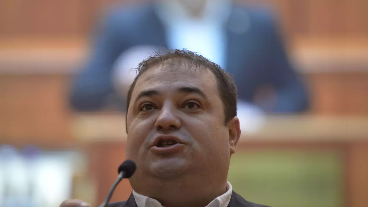 Liderul interimar PSD Vaslui spune că „nu se va dezice niciodată de omul Dumitru Buzatu”. „A avut multe lucruri bune de transmis”