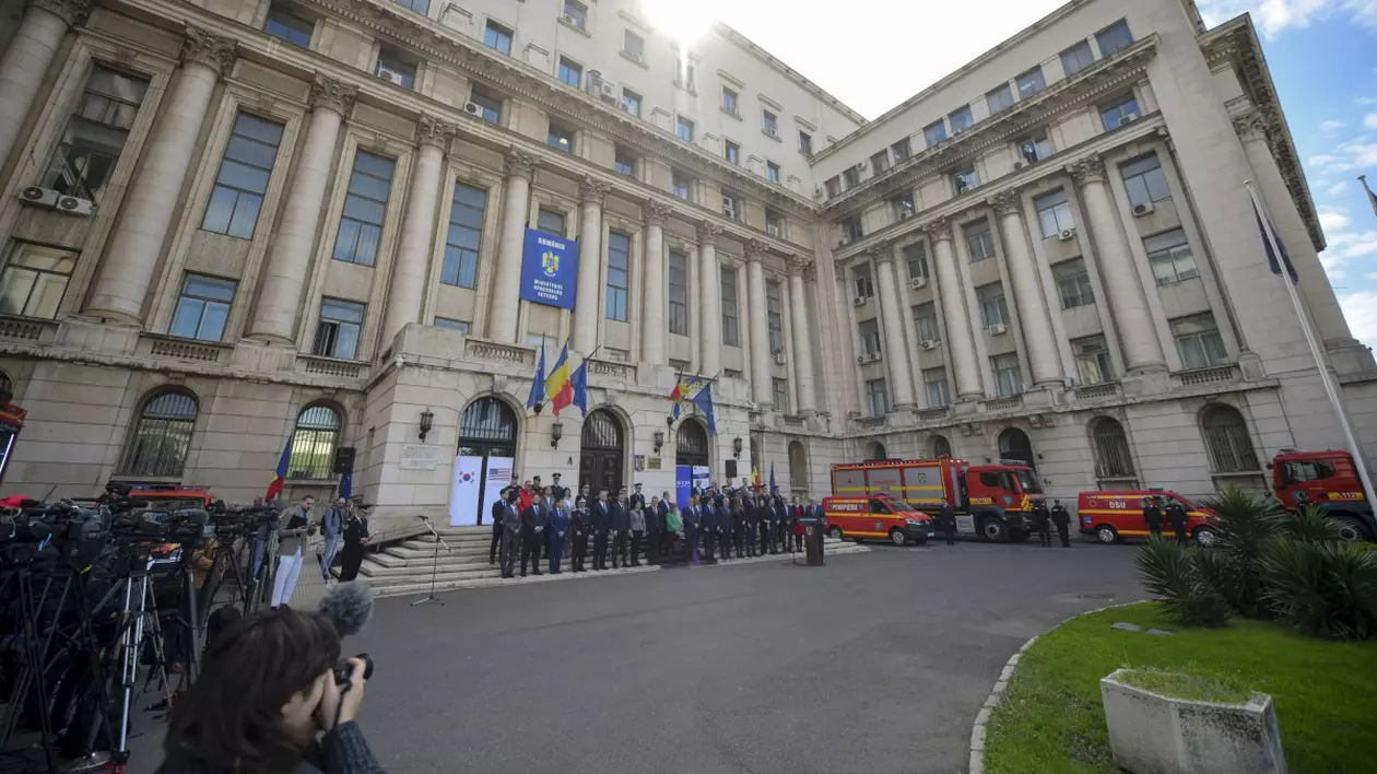 Ministerul Sănătăţii şi Ministerul de Interne funcţionează într-o clădire care nu se supune autorizării de securitate la incendiu, spune DSU