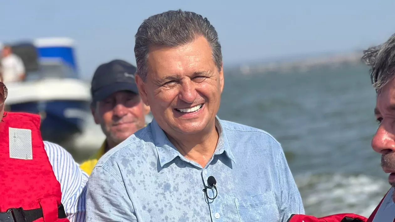 „Poftiți pe la noi!”, sezonul 10, va avea premiera în această seară. Cine sunt primele vedete care i se alătură lui Nea Mărin