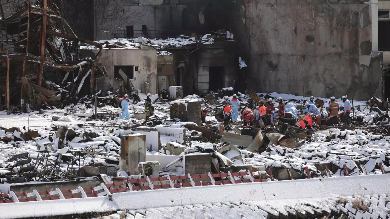 Bilanțul cutremurului devastator din Japonia a ajuns la 161 de morți. Peste 100 de oameni sunt în continuare dispăruți