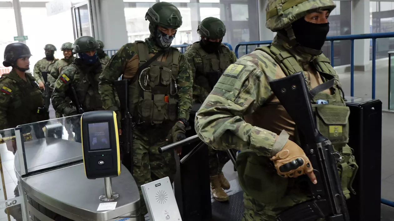 Ecuadorul scoate armata și poliția pe străzi, într-o criză de securitate fără precedent. „Stare de conflict armat intern” | VIDEO