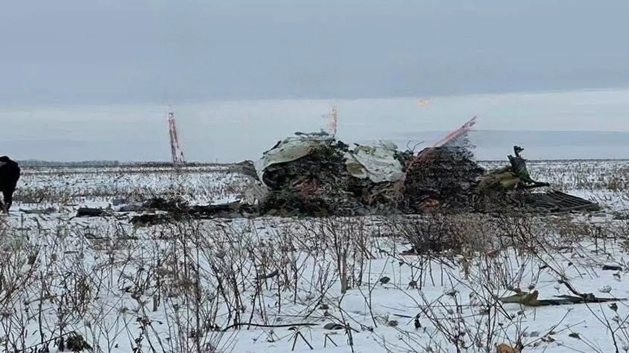 Oficiali americani confirmă că Ucraina a doborât cu o rachetă Patriot avionul rusesc Il-76, scrie The New York Times