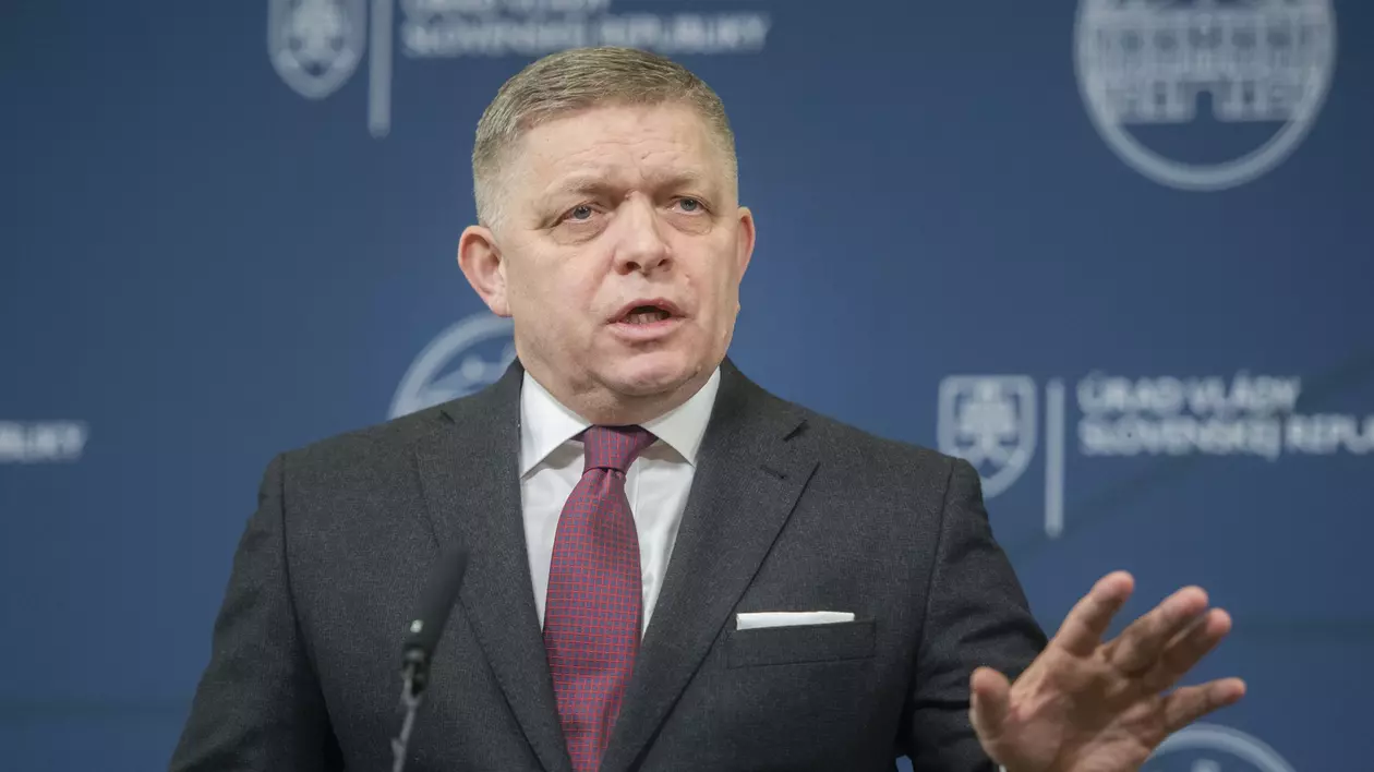 Premierul Slovaciei spune că state membre UE și NATO analizează posibilitatea de a trimite trupe în Ucraina